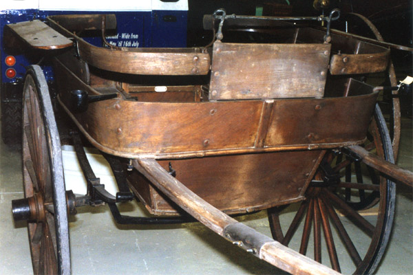 Kinross Governess Cart March 2006