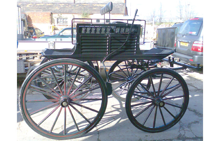 Kinross Perth Cart for sale at the Reading Carriage Sale 7th March 2007